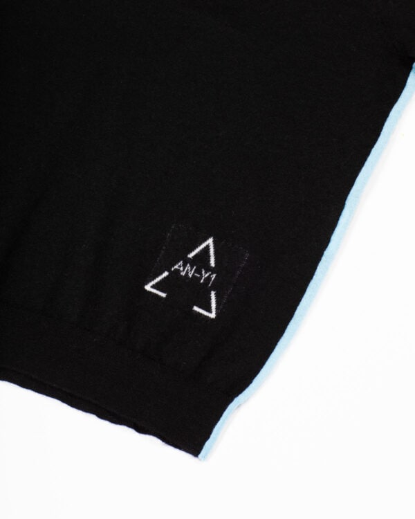 AN-Y1 // Funnel Neck Cashmere Jumper Black - Image 4